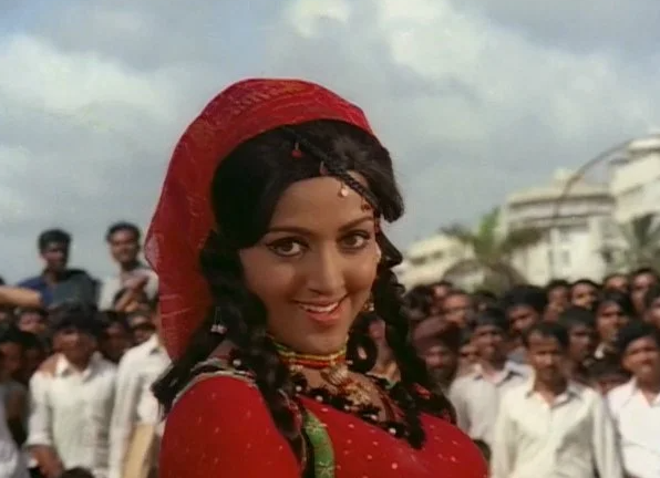    Кадр из фильма «Зита и Гита», Кинопоиск