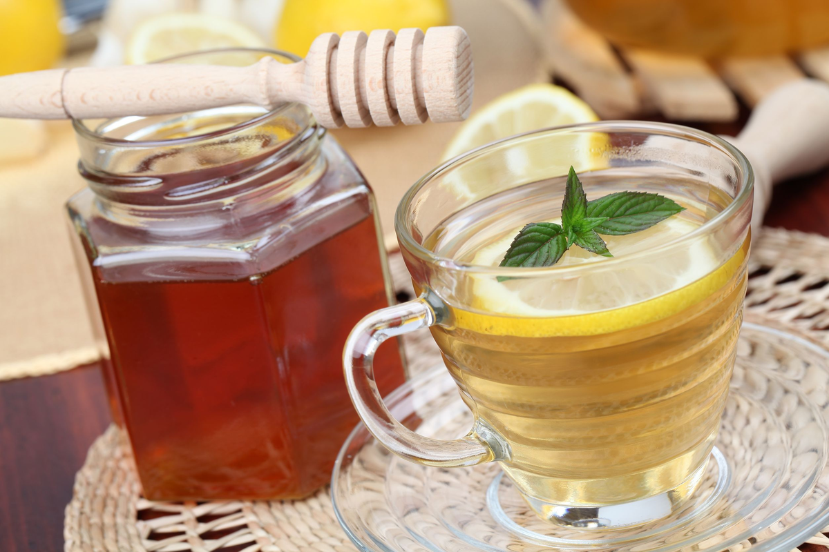Чай с медом при простуде