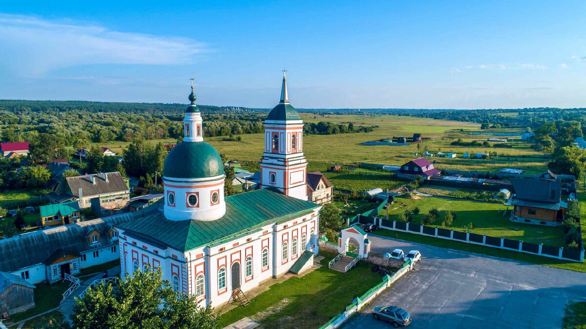 Нижние прыски храм