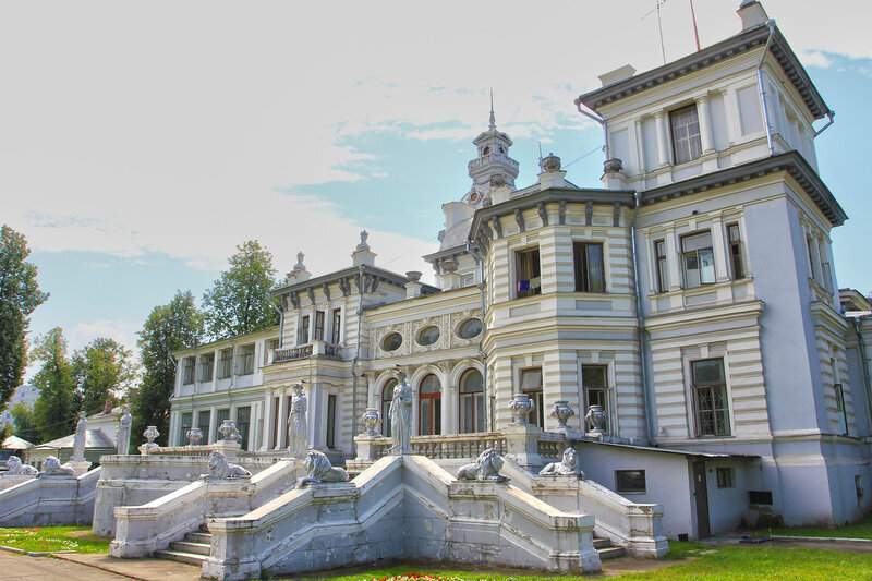 Усадьба г москва. Грачевский парк усадьба. Усадьба Грачевка в Ховрино. Дворец усадьбы Грачевка. Усадьба Грачевка в Монте Карло.