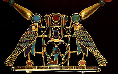 Пектораль и ожерелье принцессы Сит-Хатхор-Юнет 1887–1878 гг. до н.э