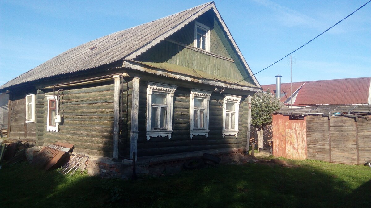 Наш старенький домик