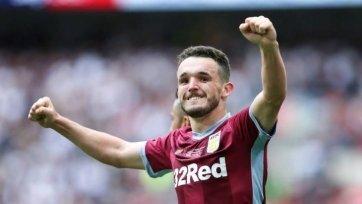 Макгинна не отпускают в стан «красных дьяволов».

По информации Sky Sports, руководство «Астон Виллы» отказывается продавать своего полузащитника Джона Макгинна в «Манчестер Юнайтед». «Красные дьяволы» с недавних пор стали интересоваться 25-летним шотландцем, однако манкунианцев заверили, что они могут даже не надеяться на подписание игрока.

Напомним, что «МЮ» также интересуется другим хавбеком «Астон Виллы» Джеком Грилишом.

В текущем сезоне на счету Макгинна 3 гола и 3 результативные передачи в 28 матчах АПЛ.