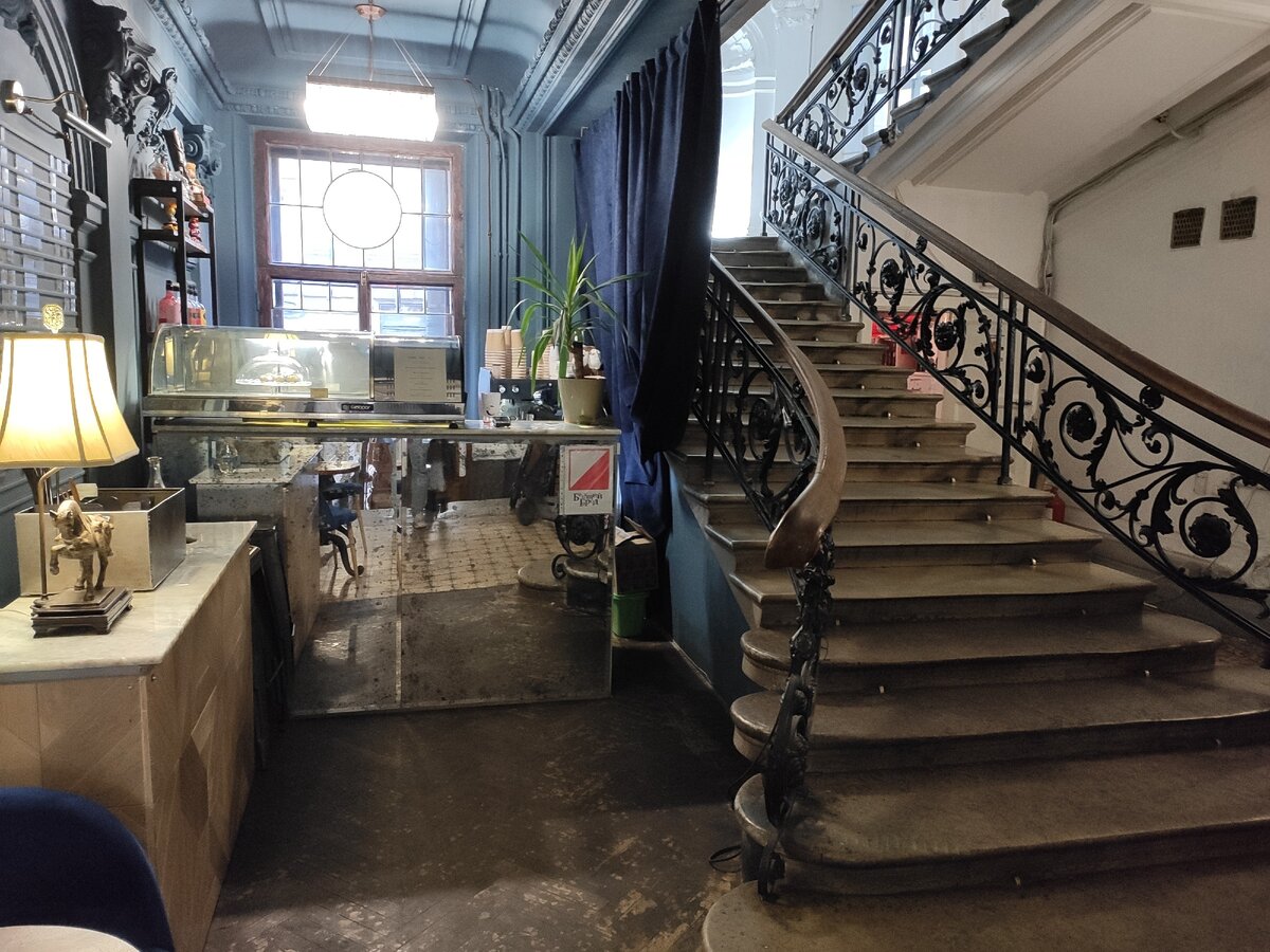 Атмосферно, согласитесь? 