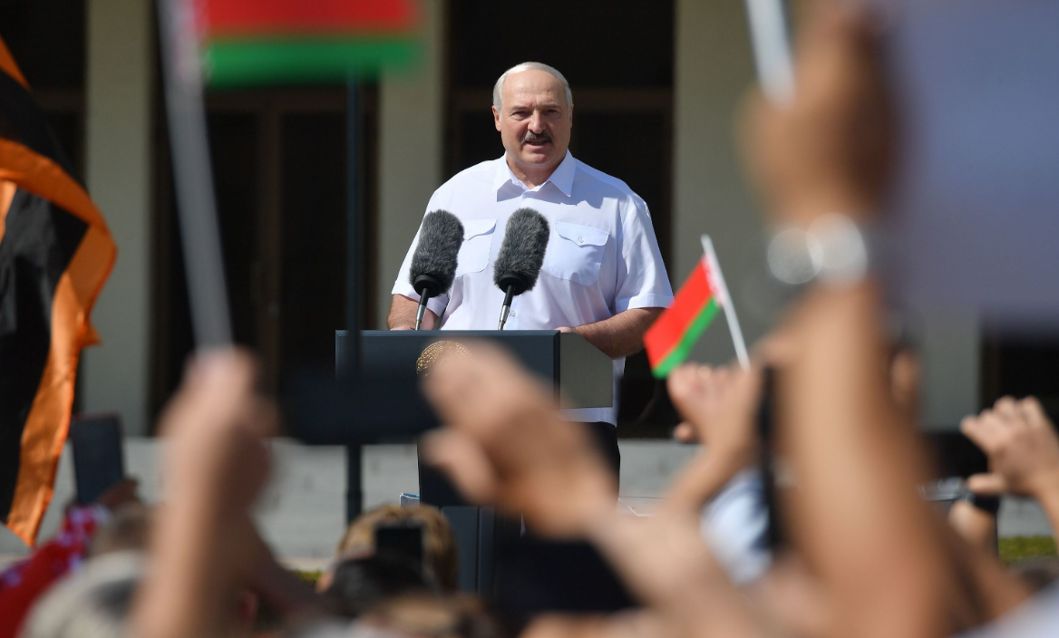 Лукашенко на митинге