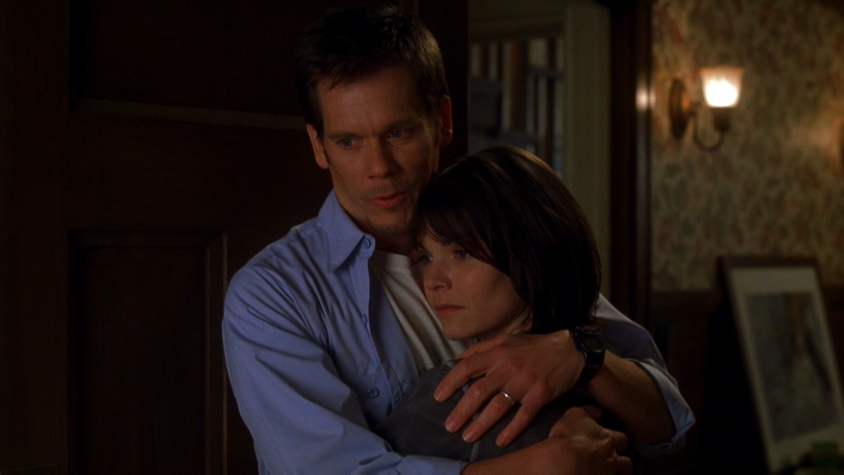 Кадр из фильма "Отзвуки эха". Том с женой