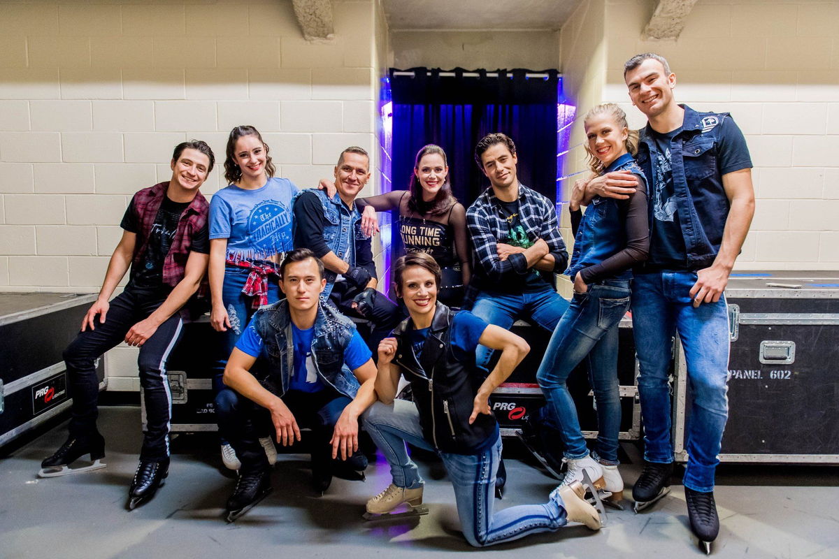 Звездная команда шоу Rock the Rink