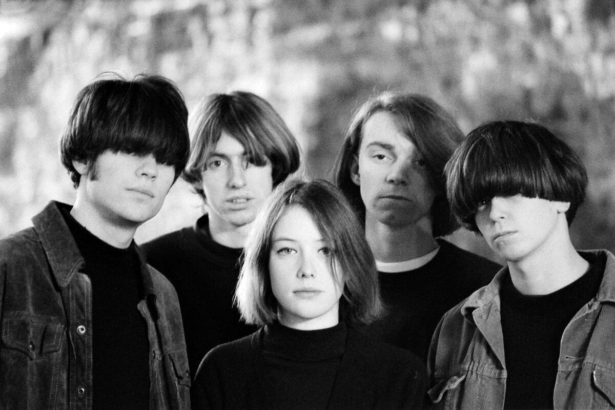 фото: http://www.self-titledmag.com/slowdiveslowdaze-mix/