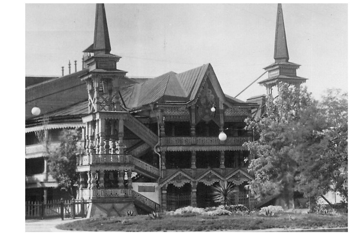 астраханский дворец культуры аркадия. парк аркадия астрахань афиша. старый парк аркадия астрахань. парк карла маркса астрахань. адк аркадия зал.