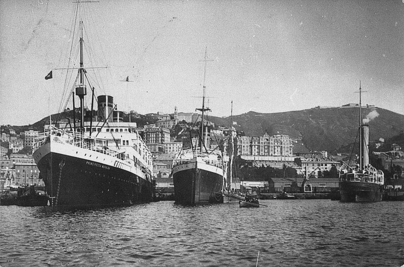 Принцесса Мафальда в родном порту Генуи