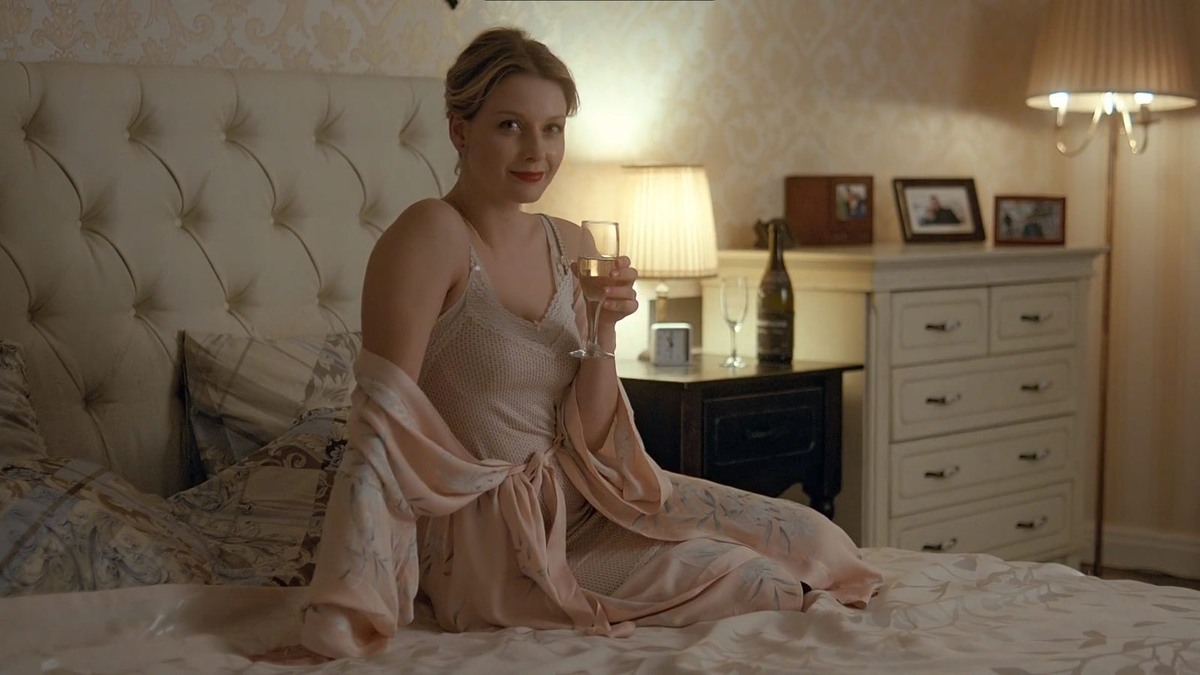 Обнадёживает...,но это  не главная  героиня.