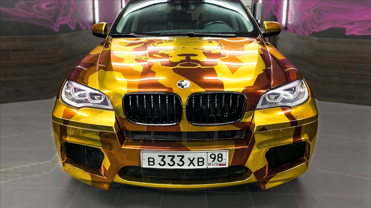 Новая машина давидыча. BMW x5m золотой. БМВ x5 Давидыча. BMW x5m Давидыча. Золотая БМВ Давидыча х5м.