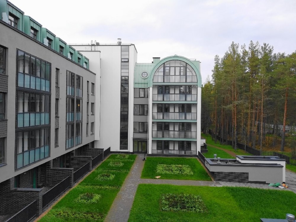 Один из жилых корпусов на территории Сестрорецкого курорта. Фото из ВК-группы "Супермаркет новостроек" 