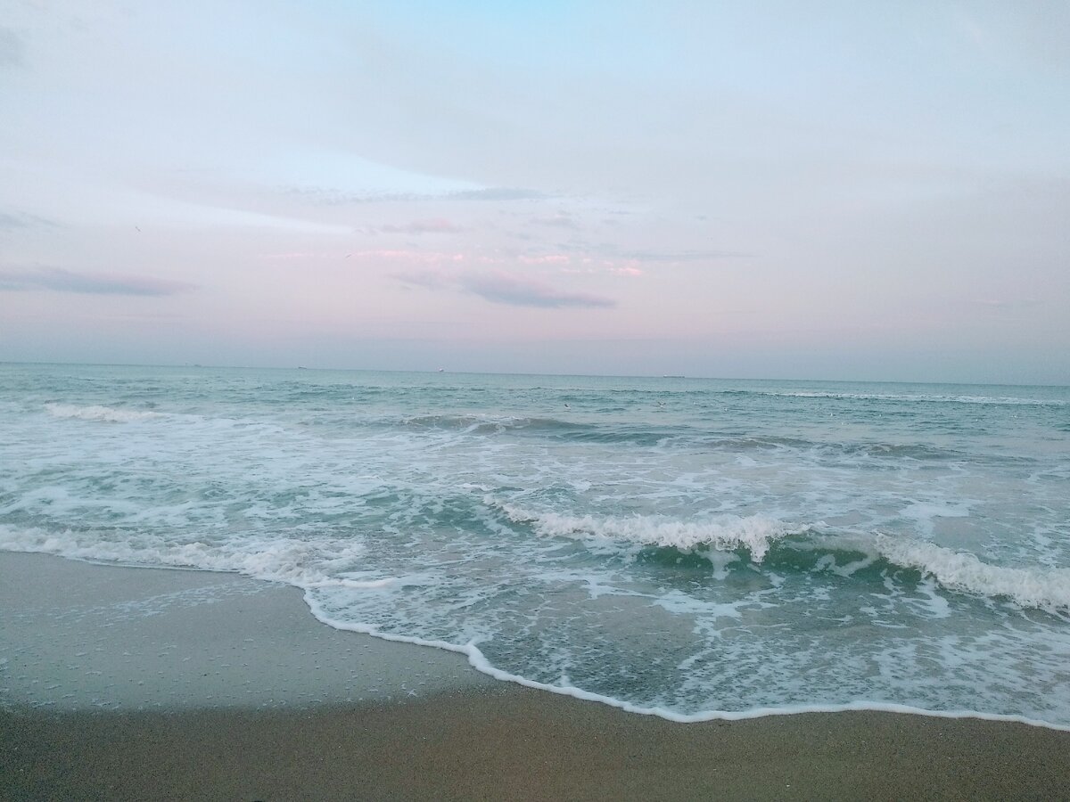 Воспользоваться море. Черное море пользуется популярностью.