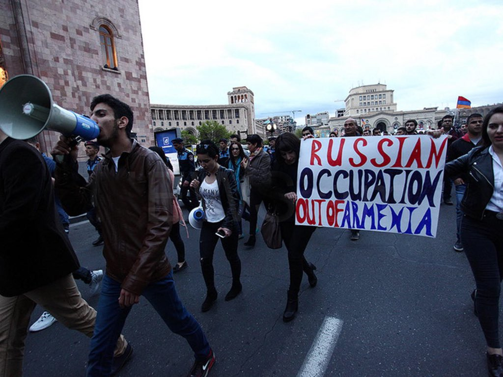 Антироссийский митинг в Армении