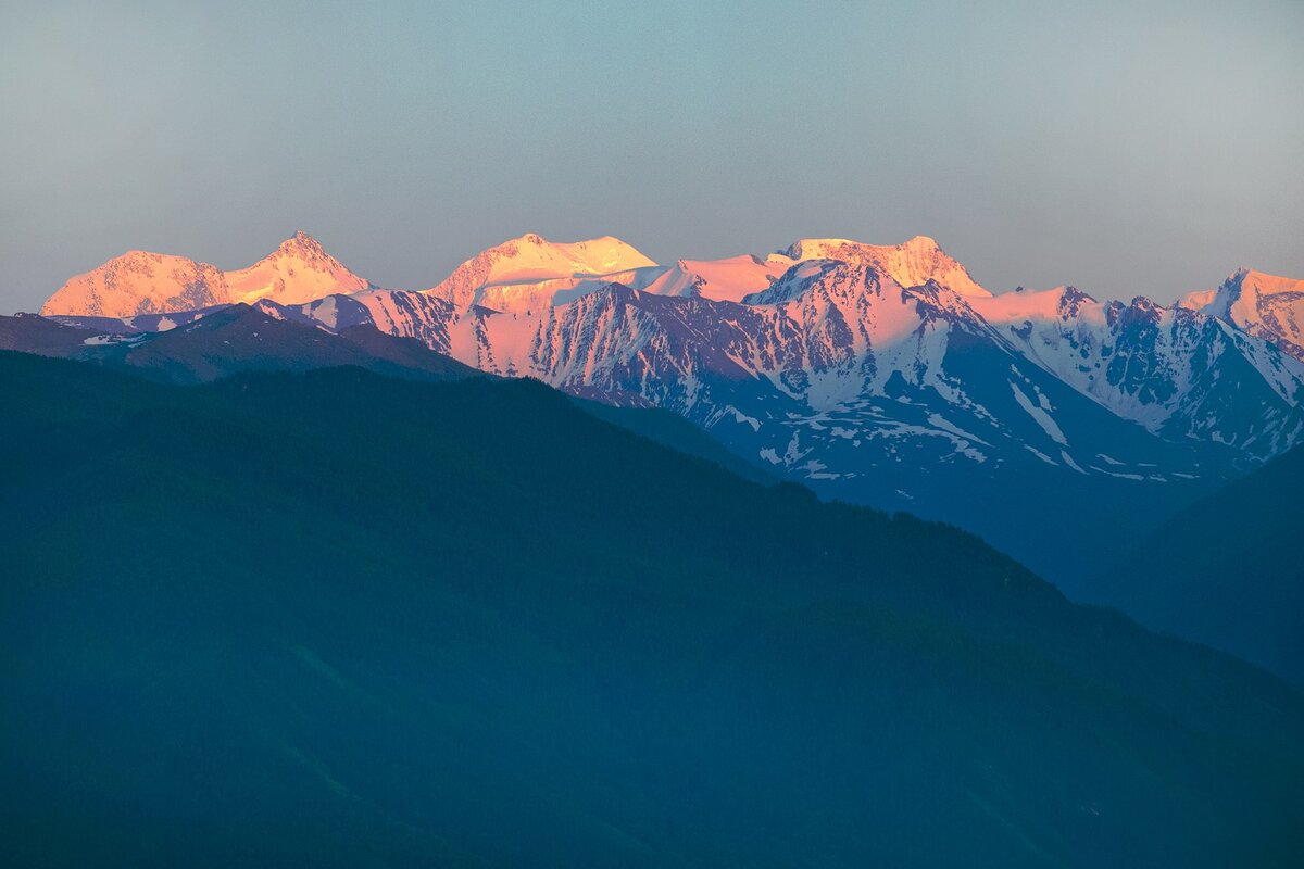 Труднодоступная гора Белуха! Про посёлок Тюнгур, откуда начинаются на неё маршруты раньше вообще никто не знал...