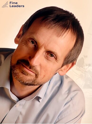 Колин Уильямс - профессор лидерства Hult International Business School(Лондон), преподаватель программы Fine Leaders Стокгольмской Школы Экономики в России.