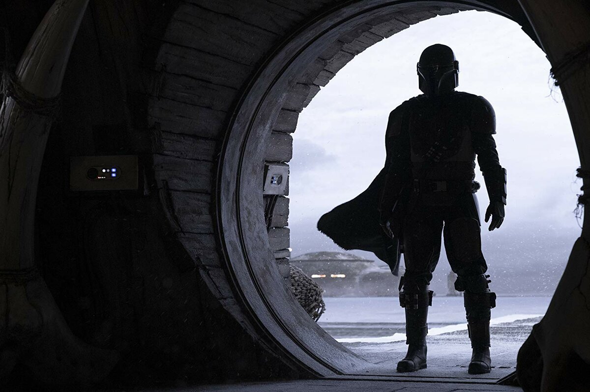 Кадр из сериала "Мандалорец", 2019 г. @ François Duhamel, Lucasfilm Ltd.