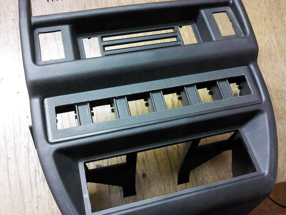 Нива Урбан - центральные выключатели-кнопки от 2108 | Александр С-К | Дзен