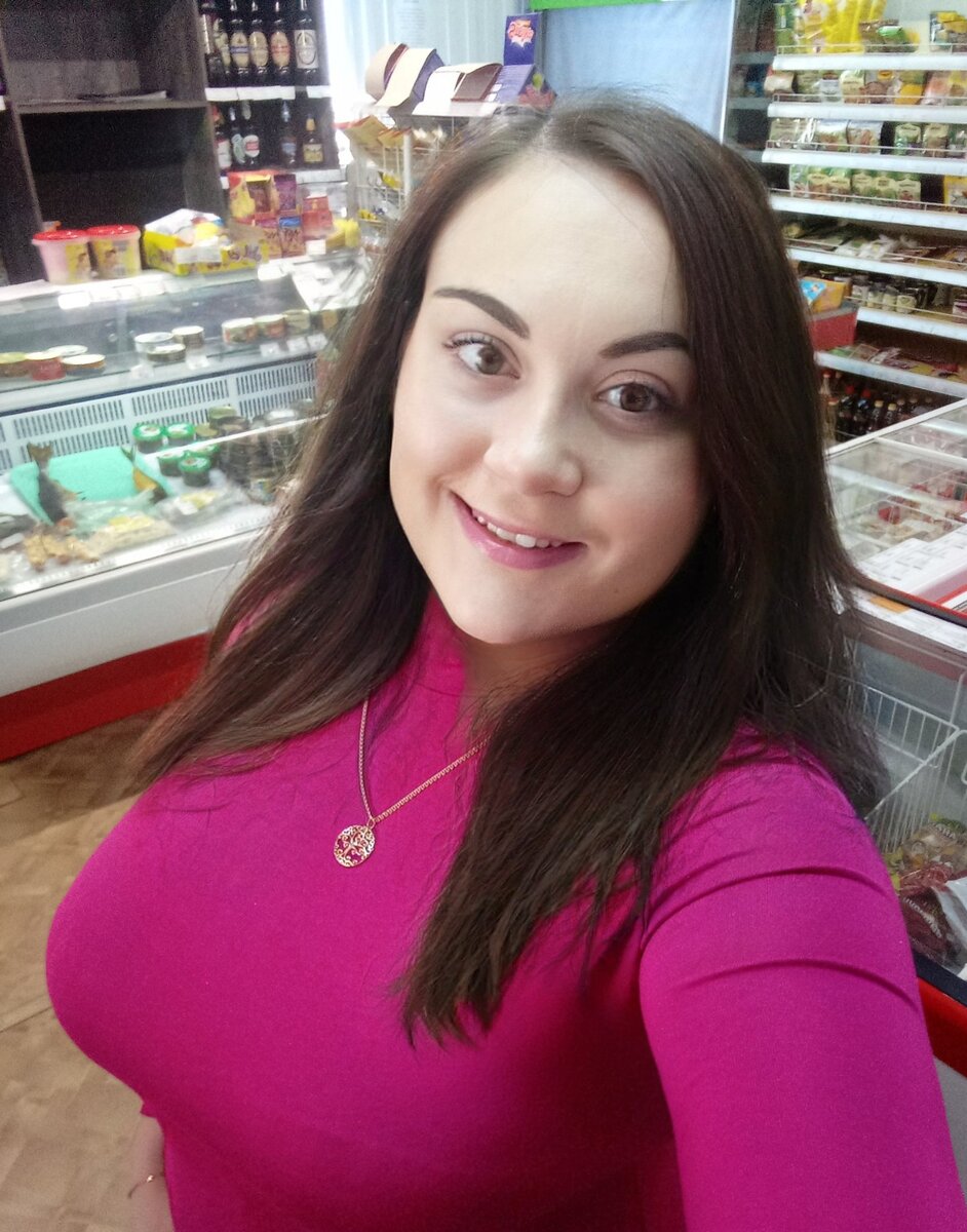 Это Я ещё бодрая, спешу во второй магазин. 