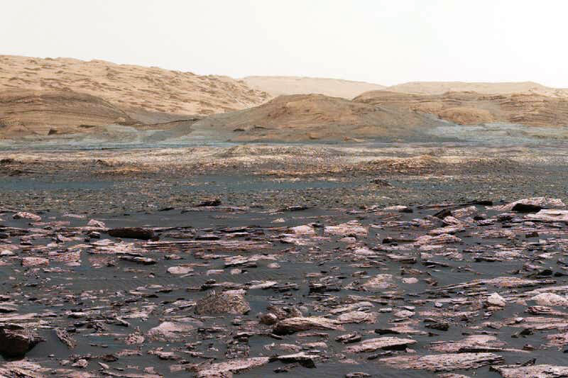 Поверхность Марса сфотографирована марсоходом НАСА Curiosity. 
Фото: НАСА / Лаборатория реактивного движения-Калтех / MSSS