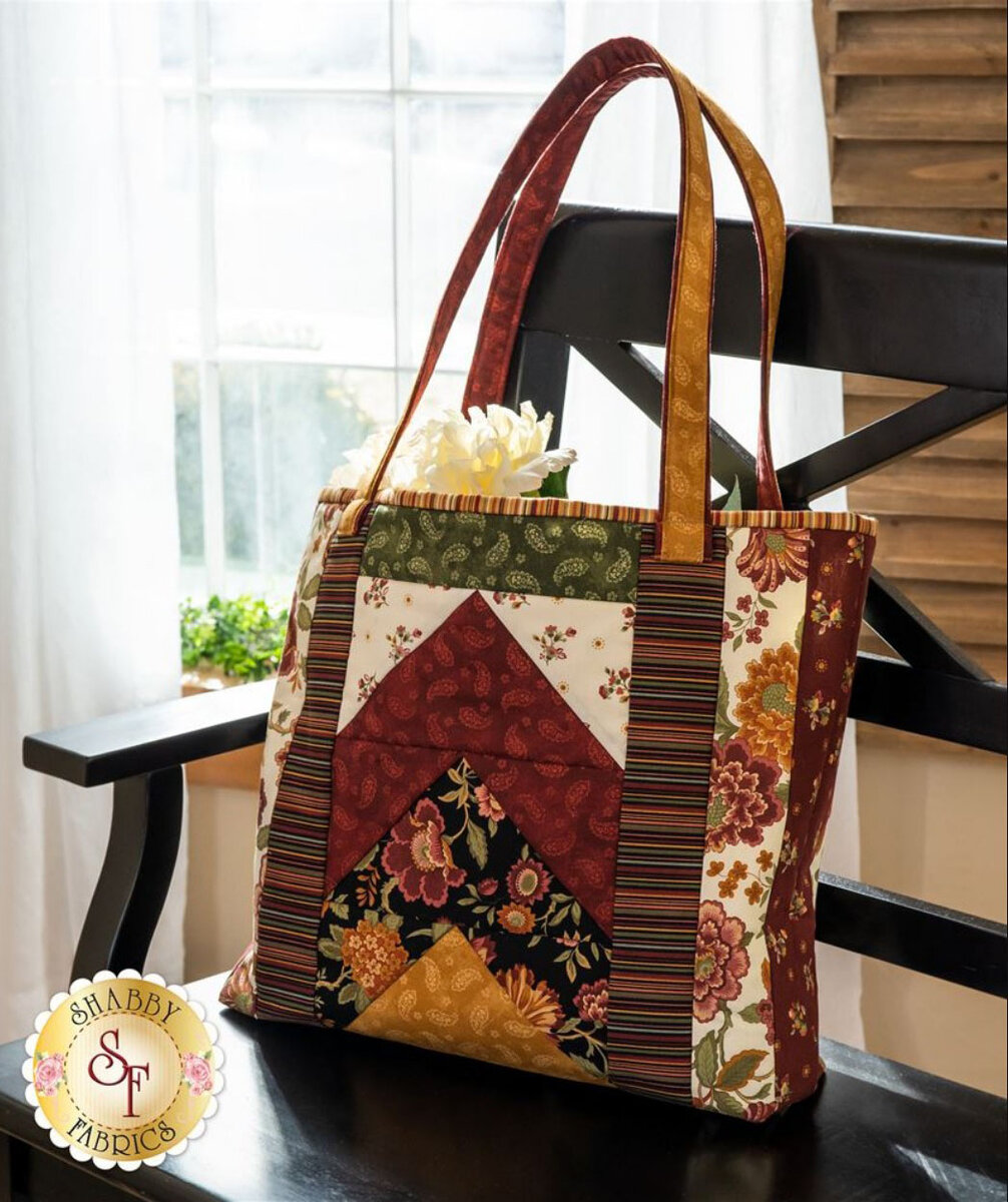 Сумка того же дизайна, в спокойных приглушенных осенних оттенках