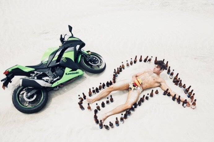 Фильм "Дедушка легкого поведения". Фото взято из открытых источников