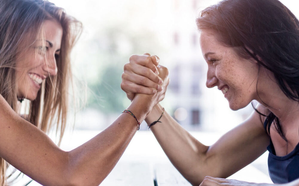 Почему невеста «неизвестная», а свояченица «своя»?