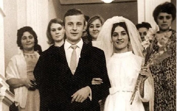 Внучка Софии Ротару показала фото в бикини