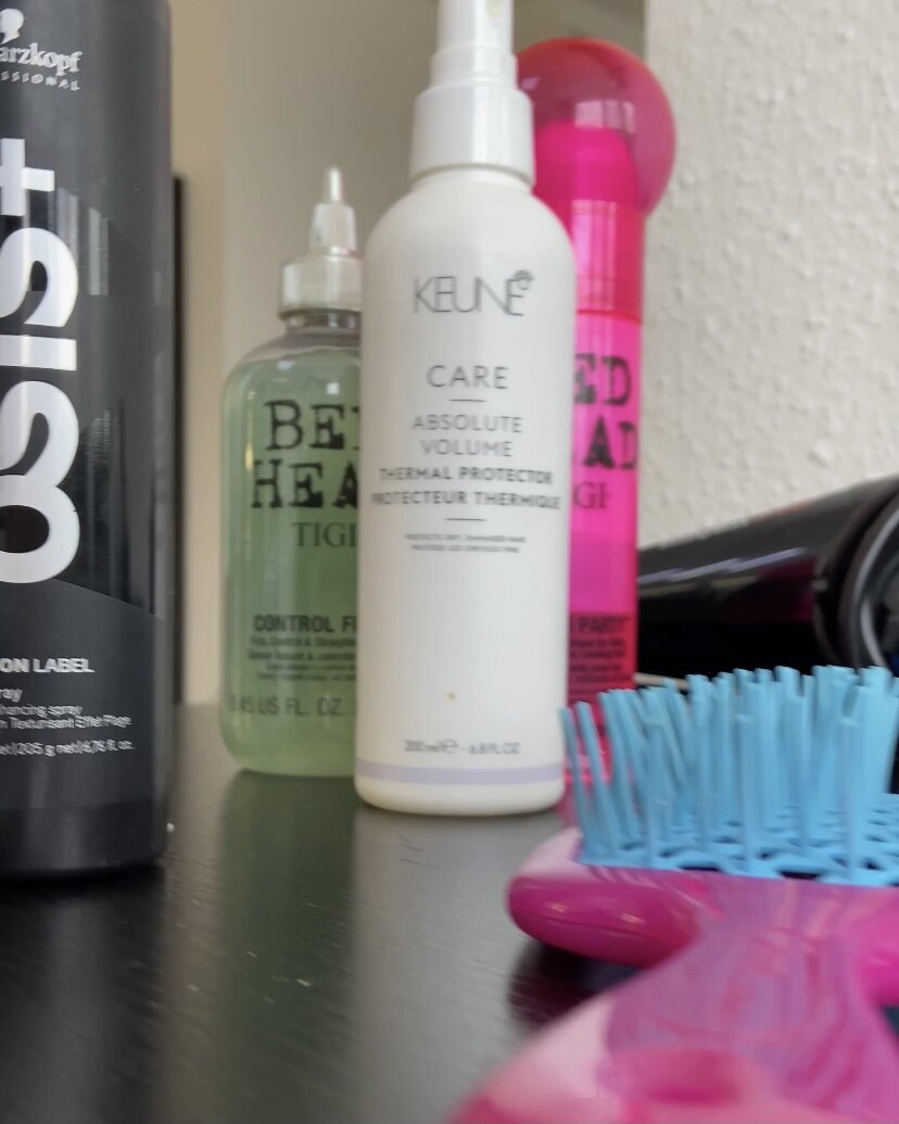 Солевой спрей для волос: зачем нужен и как им пользоваться?