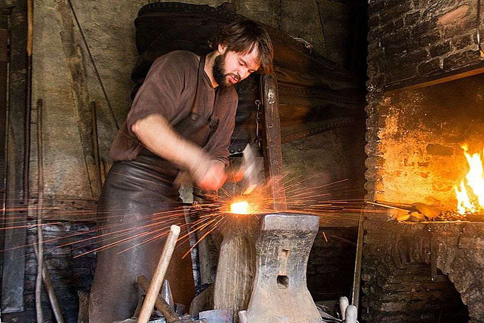 Старинная кузница картинки