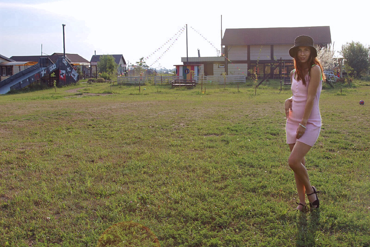 Смотрю на вас: согласны вы с моими убеждениями? Которые я пишу. Опять же -  к любому тексту