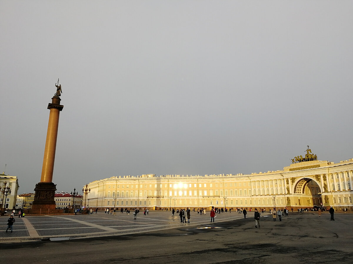 Дворцовая площадь