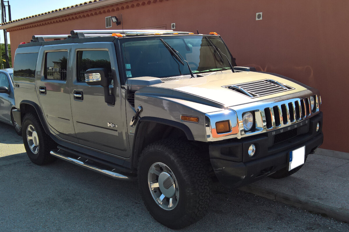 Купил Hummer H2 за 700 тысяч рублей. Сколько денег я трачу на бензин?  Показываю реальные цифры. | В гараже у Гоши | Дзен