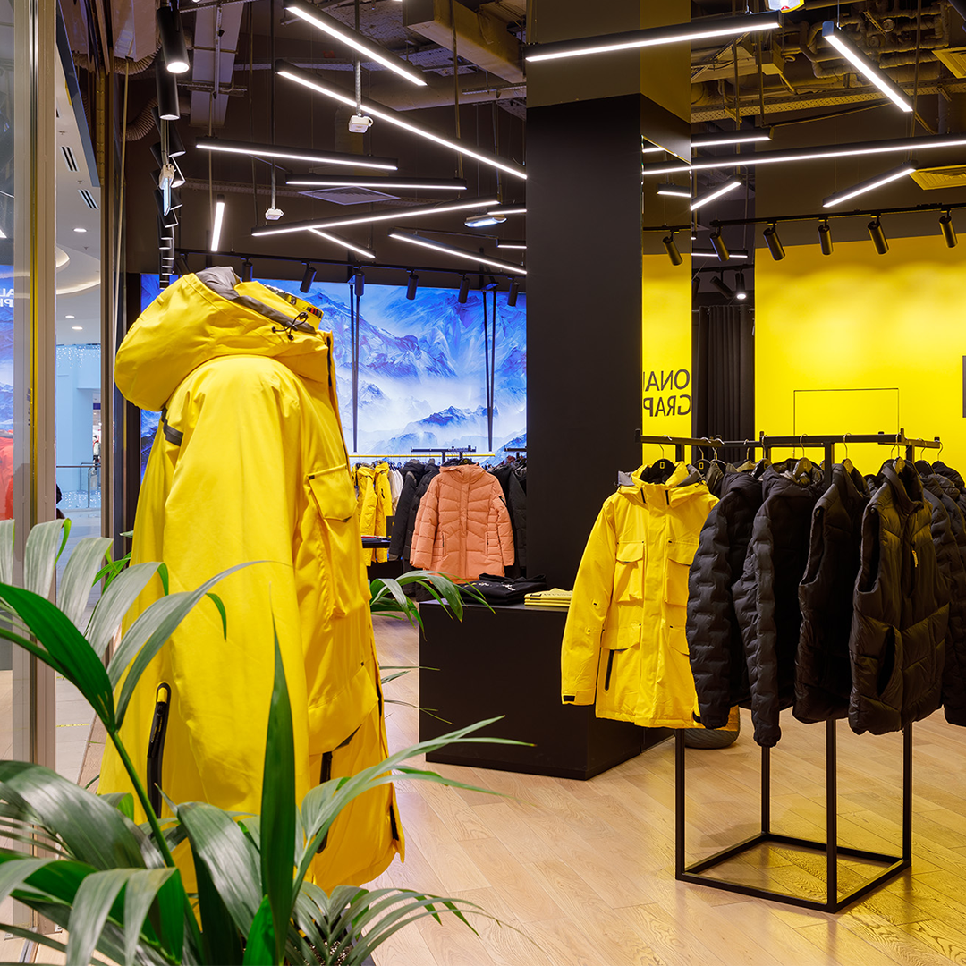 Магазин National Geographic Apparel в ТЦ «Метрополис»
