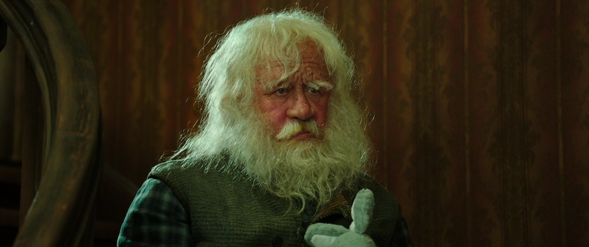 Кадр из фильма. Просто дедушка понравился