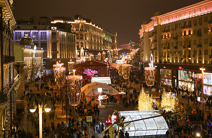    Вид на Тверскую улицу в новогоднюю ночь.Марина Лысцева/ТАСС
