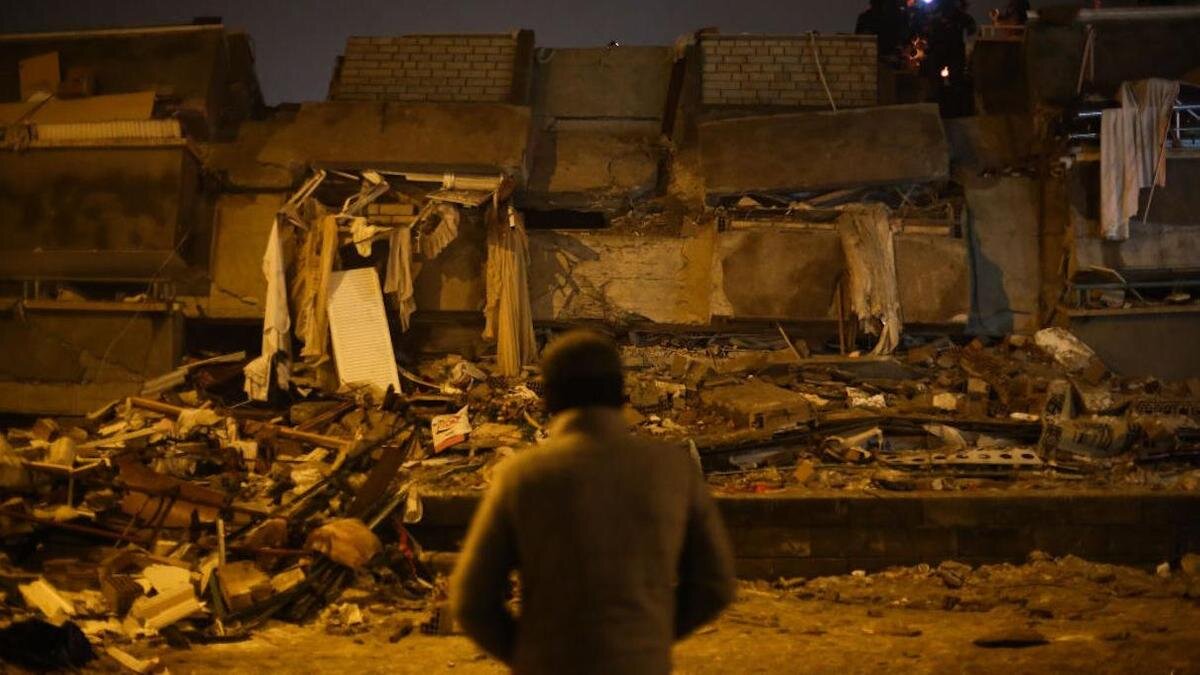    Последствия землетрясений в Турции:Hakan Akgun / dia images / Getty Images