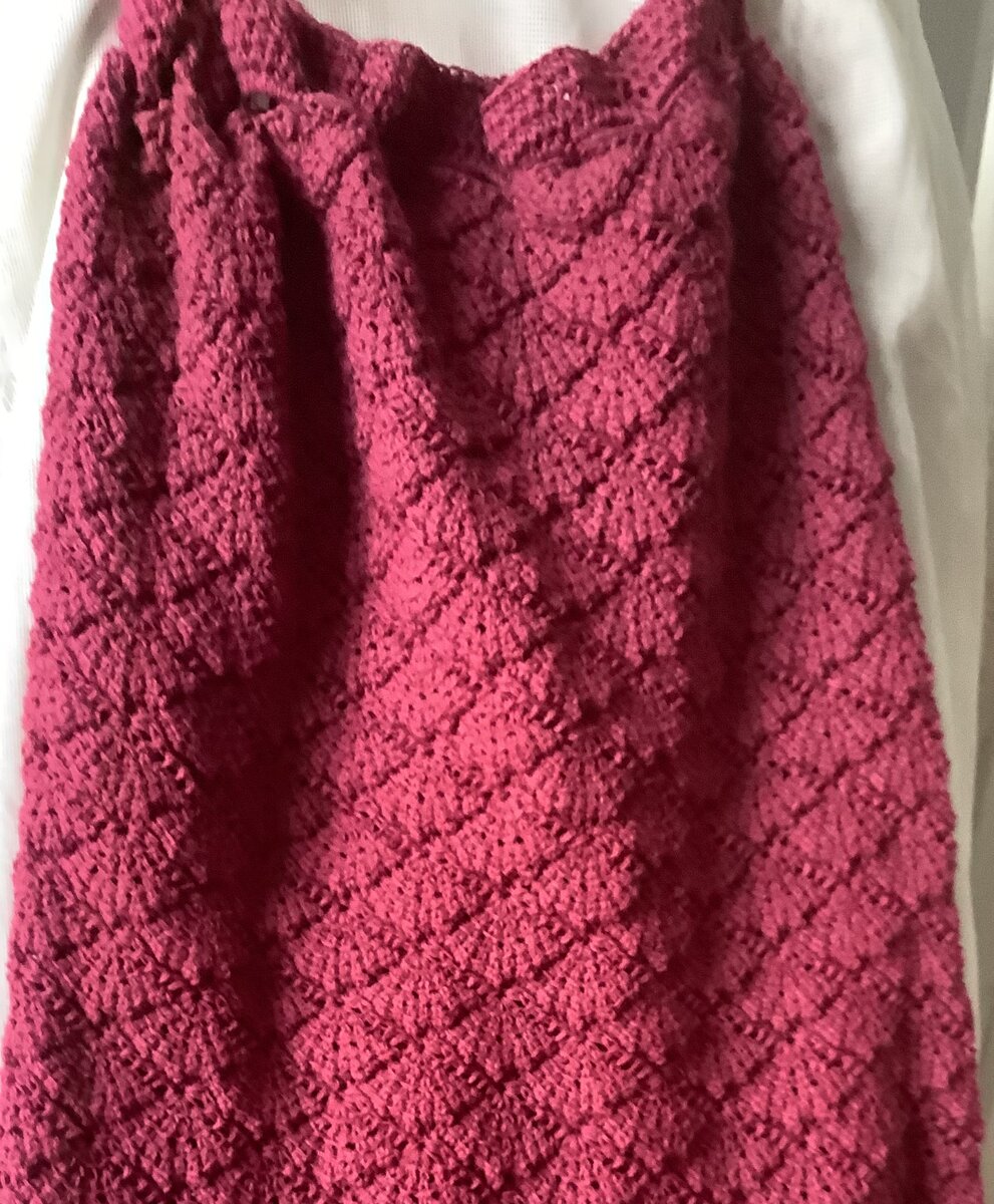 Фото пояса и подола ниже. 