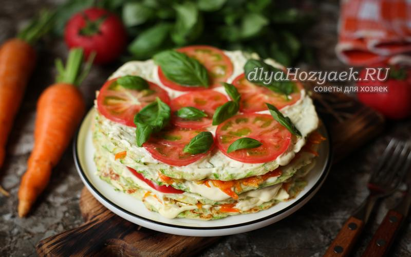 Кабачковый торт с фаршем и помидорами