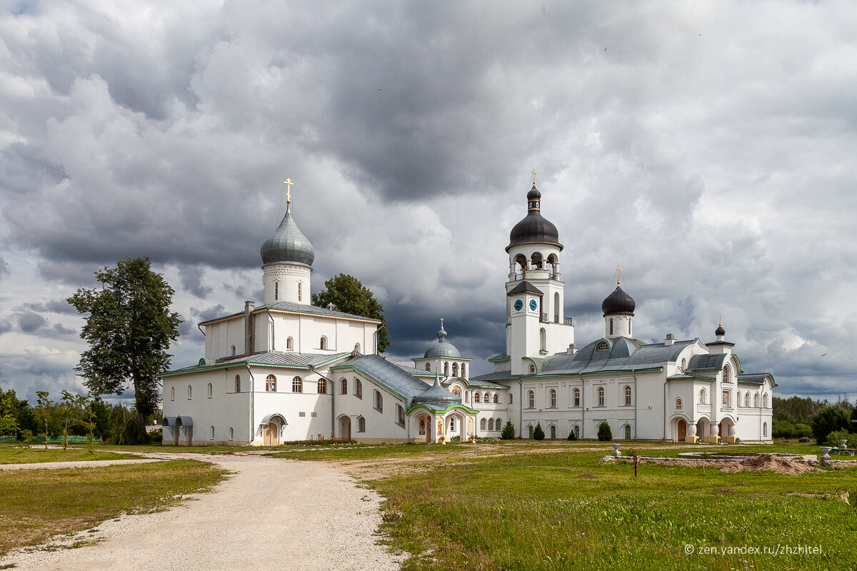 Псков монастырь