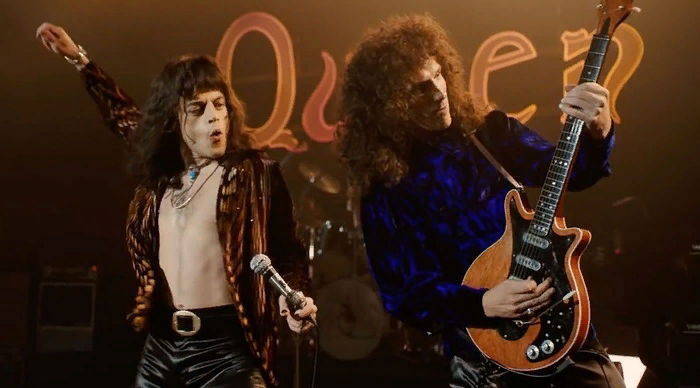 Сцена первых концертов группы.