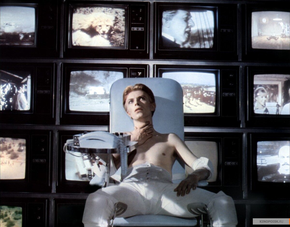 David Bowie in "The man who fell to Earth"/1976/British Lion Film Corporation, Cinema 5/источник - kinopoisk.ru