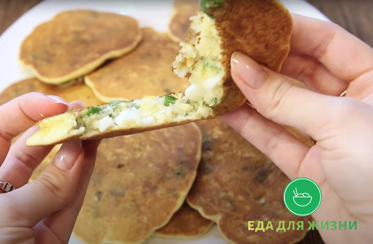 Оладьи с яйцом.