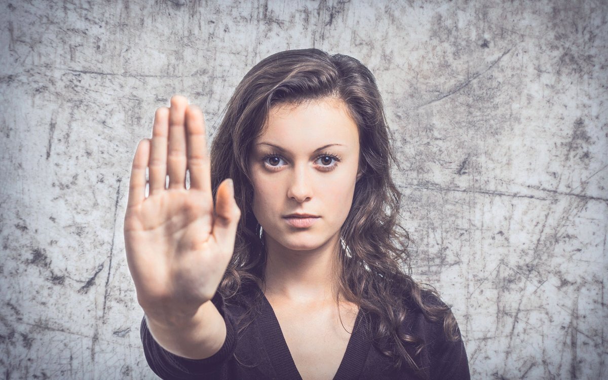 Виктимблейминг как форма насилия над женщинами, которые решились уйти