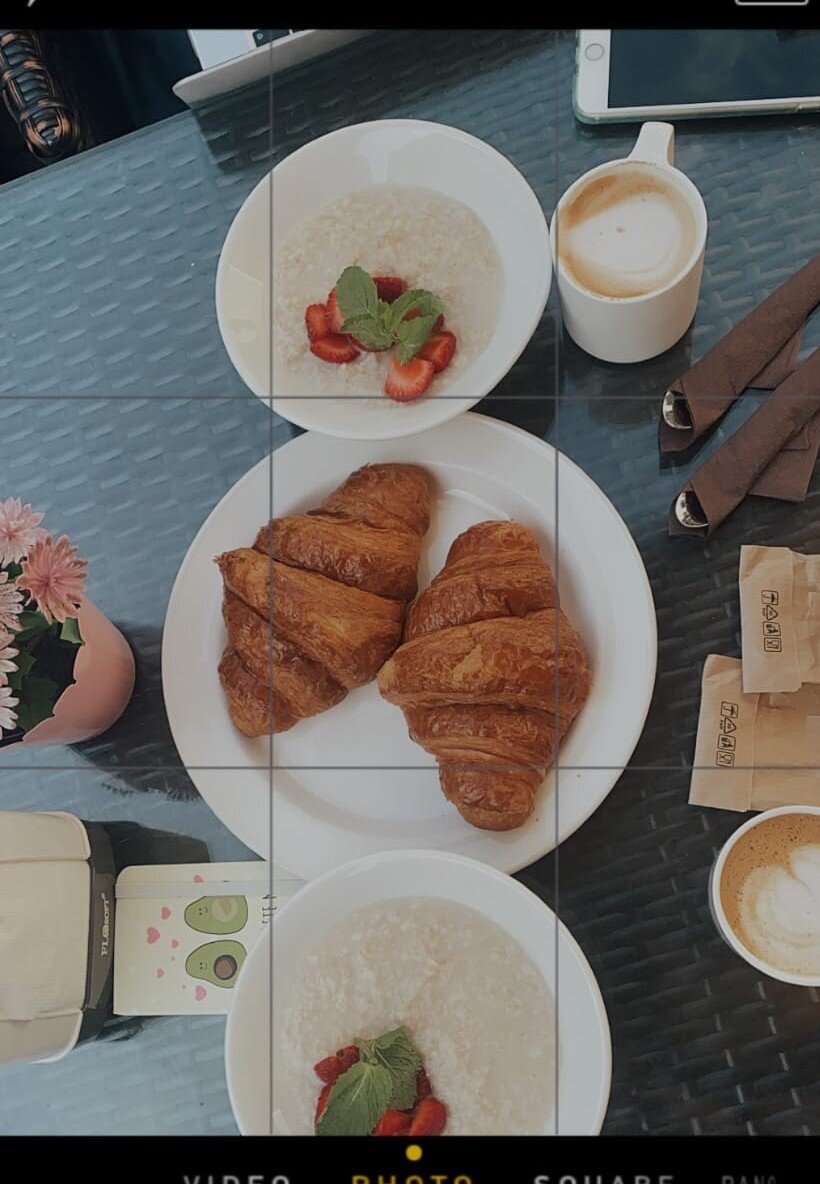 Комбо-завтрак за 269р - мал.кофе, каша и круассан