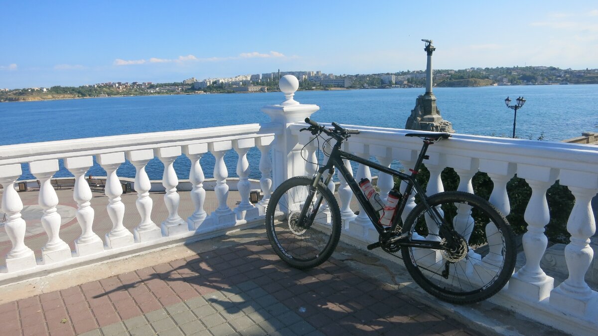 На велосипеде по Крыму: Севастополь, мыс Фиолент