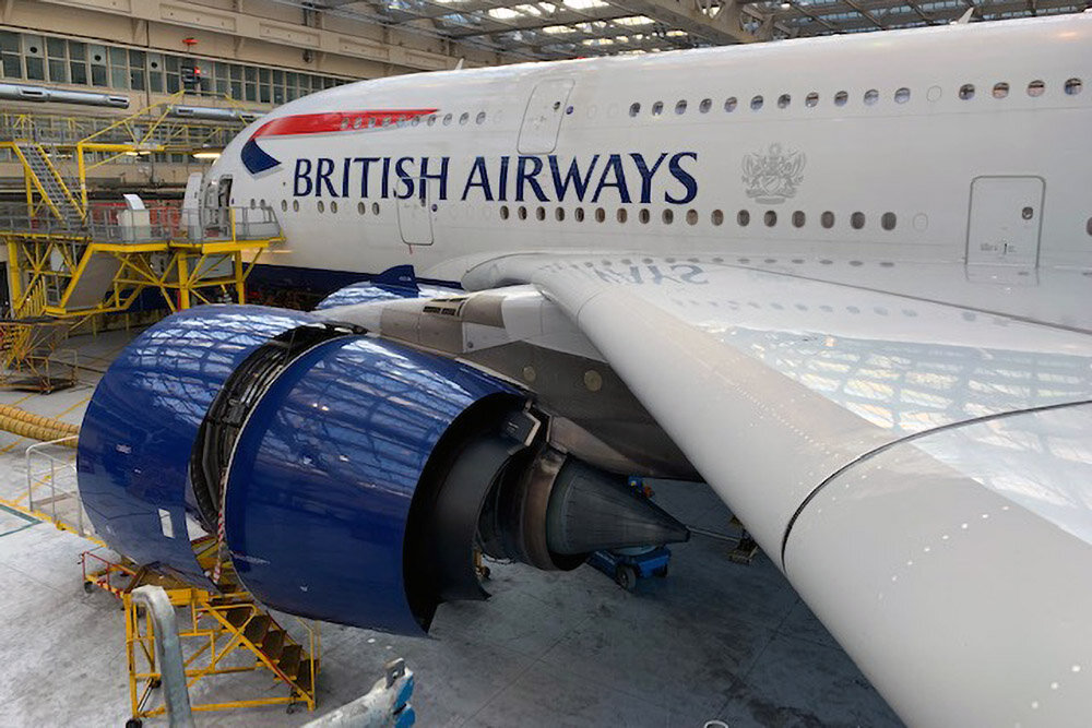 Для технического обслуживания А380 требуется гигантский ангар! Фото: British Airways