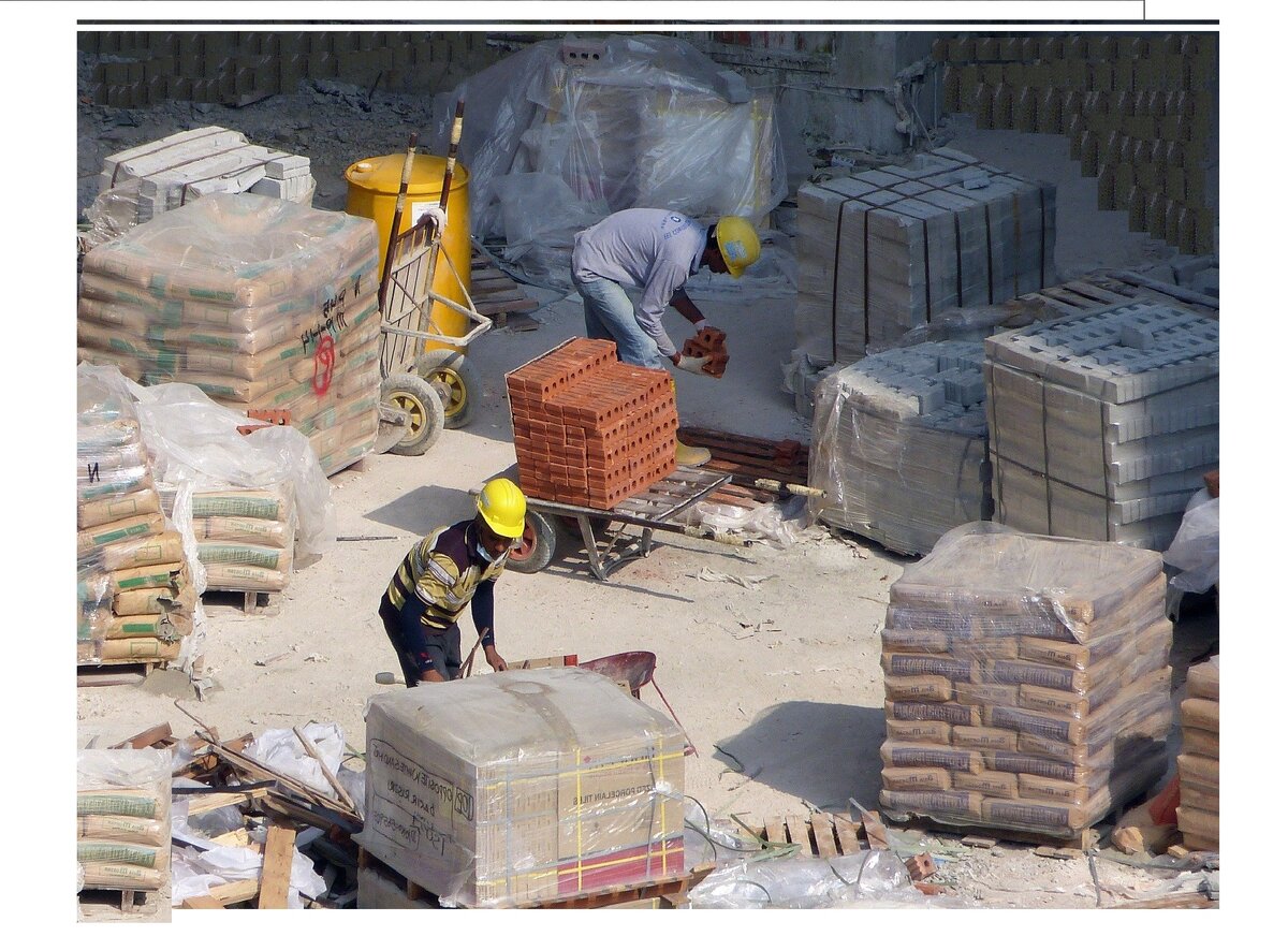 Найдите 15 поддонов цемента на это загадочной картинке.  Дзен - прораб уверяет, что поддонов именно 15.  Нет?  Не получается?  Вы не так смотрите.  Смотреть надо медитируя с определённой точке!  Это же Дзен!  Иначе один поддон перекроет другой и вы не увидите 15 поддонов.    Источник - изображение Jason Goh с сайта Pixabay   