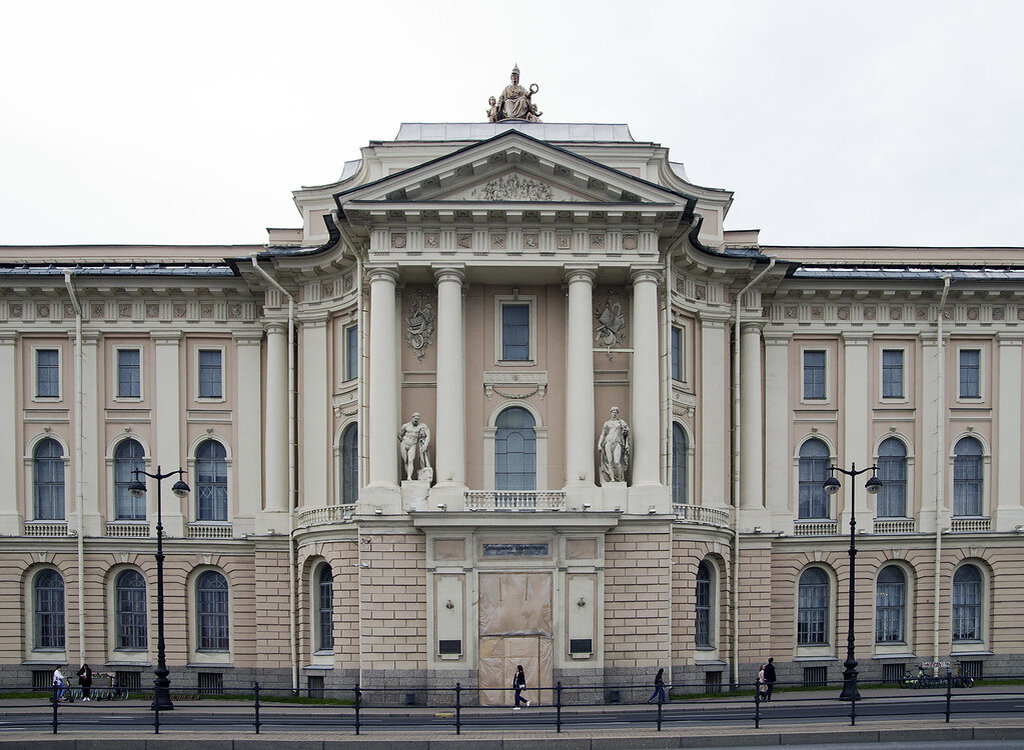 Фото академии. Академия художеств в Петербурге (1764 – 1788). Валлен Деламот Академия художеств. Петербургская Академия художеств Архитектор. Кокоринов Валлен Деламот здание Академии художеств.